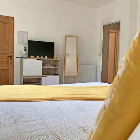 莱斯特博斯奥克斯瓦切斯住宿加早餐旅馆 La Salvetat-sur-Agout 外观 照片